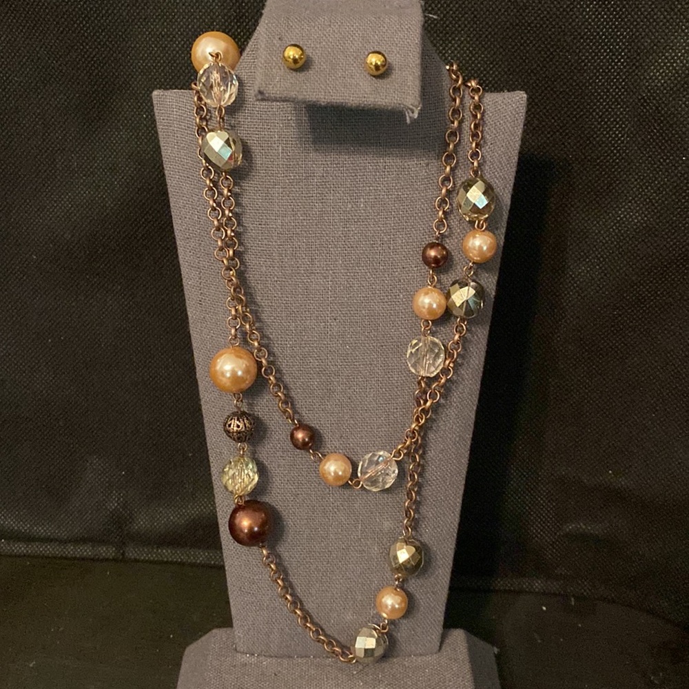Vintage Triple beads-necklace w/ clear, copper & pearl with gold earrings